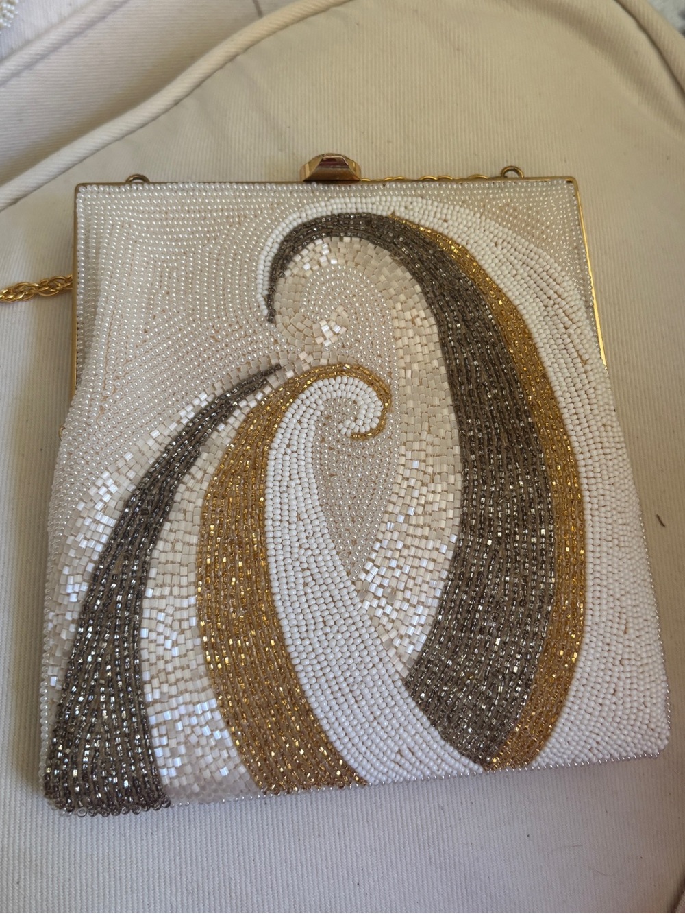 Vintage Walborg Beaded Evening Bag Clutch White Gold Silver Pattern Mirror